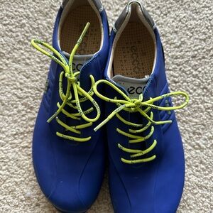NWOT Ecco royal blue golf cleats
